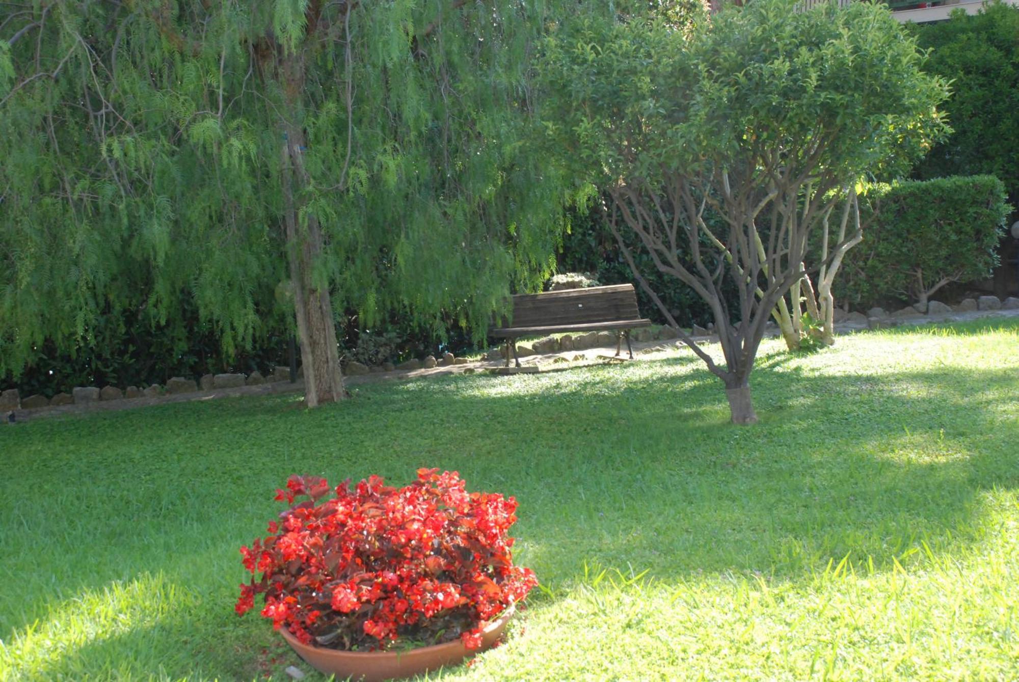 Apartamento Giardino Del Mare Bordighera Exterior foto